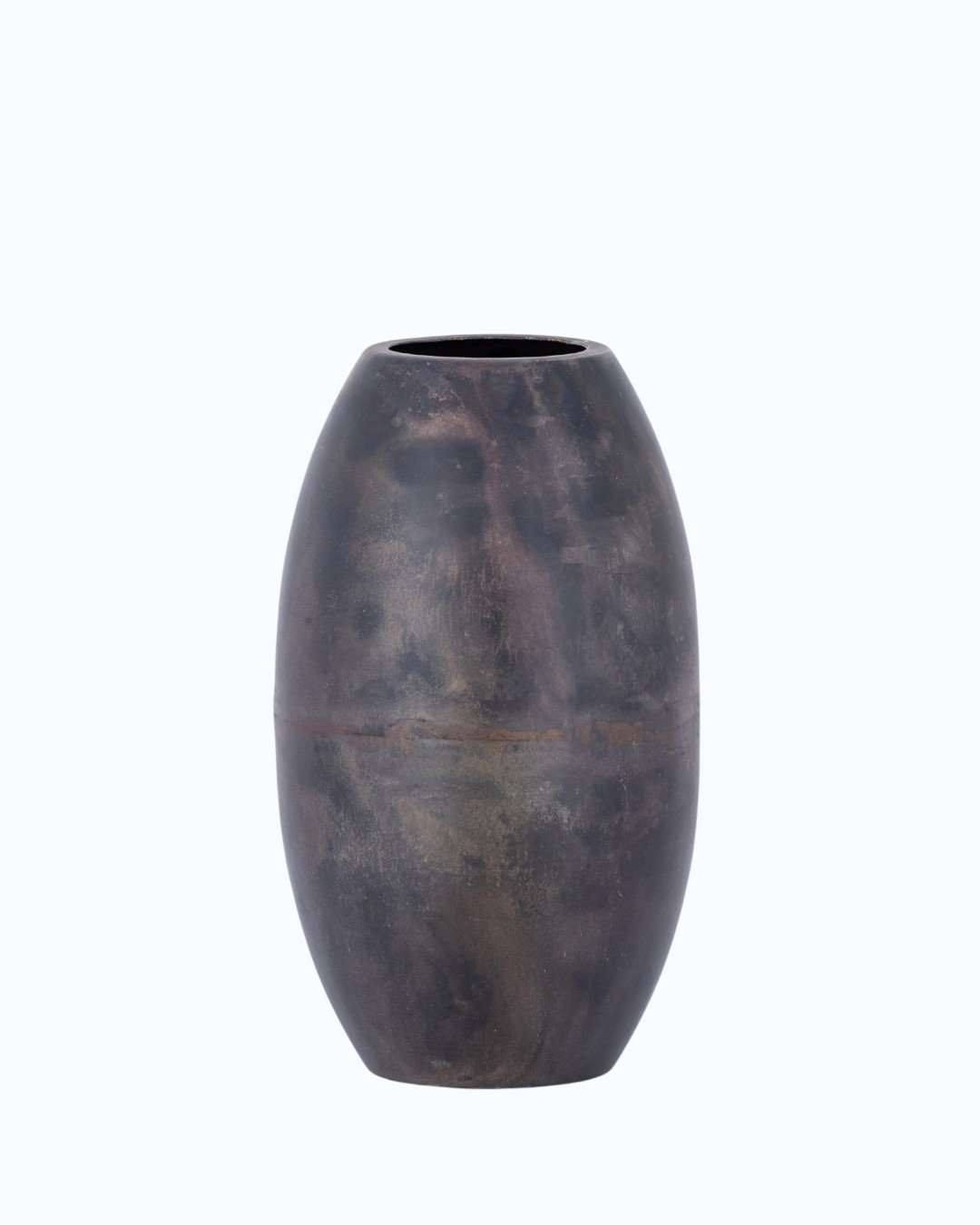 Old Hot Iron Distressed Oval Iron Statement Pot