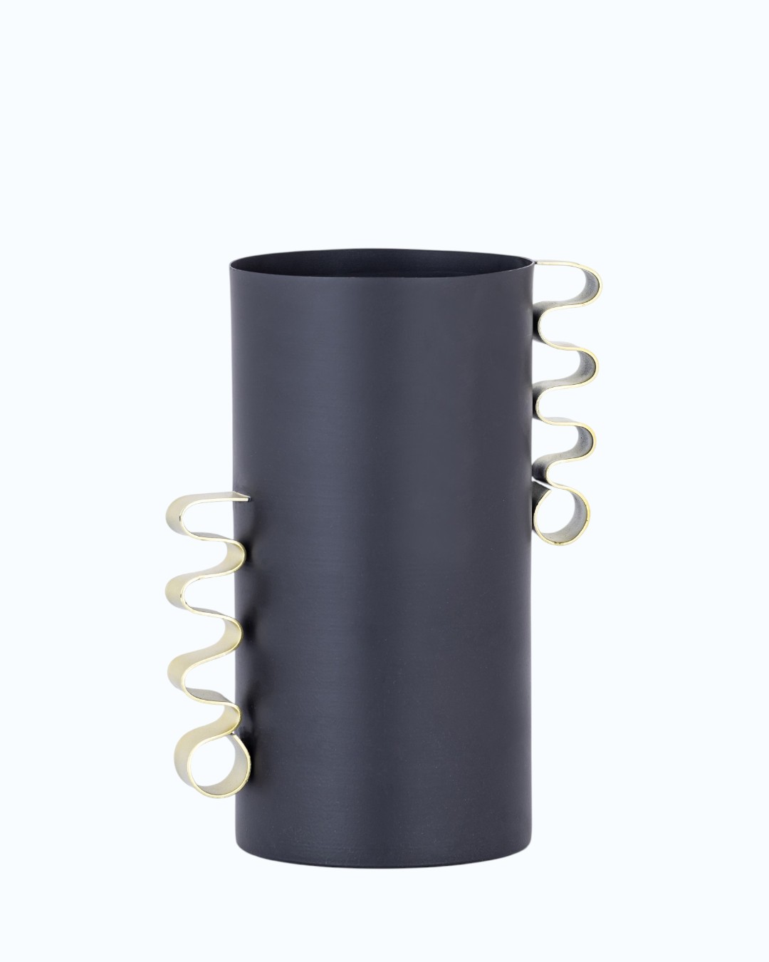 Matte Black Wavy Ribbon Vase