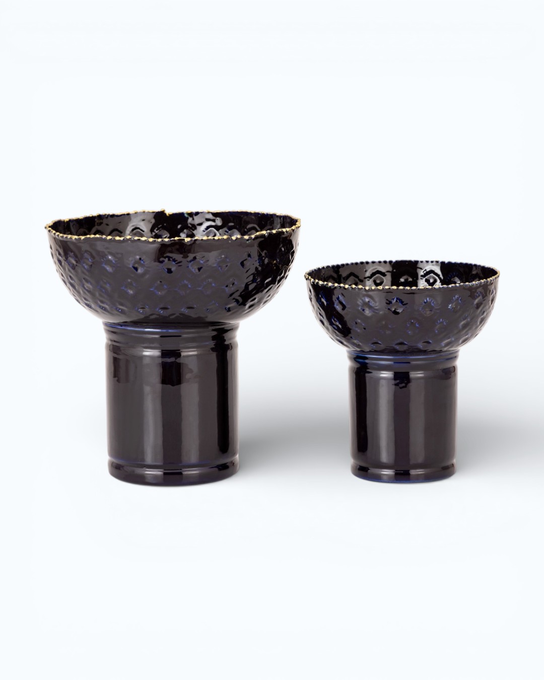 Deep Indigo Textured Scalloped Bowls