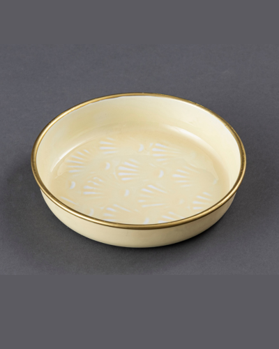 Light Yellow Ceramic Plate with Embossed Shell Pattern