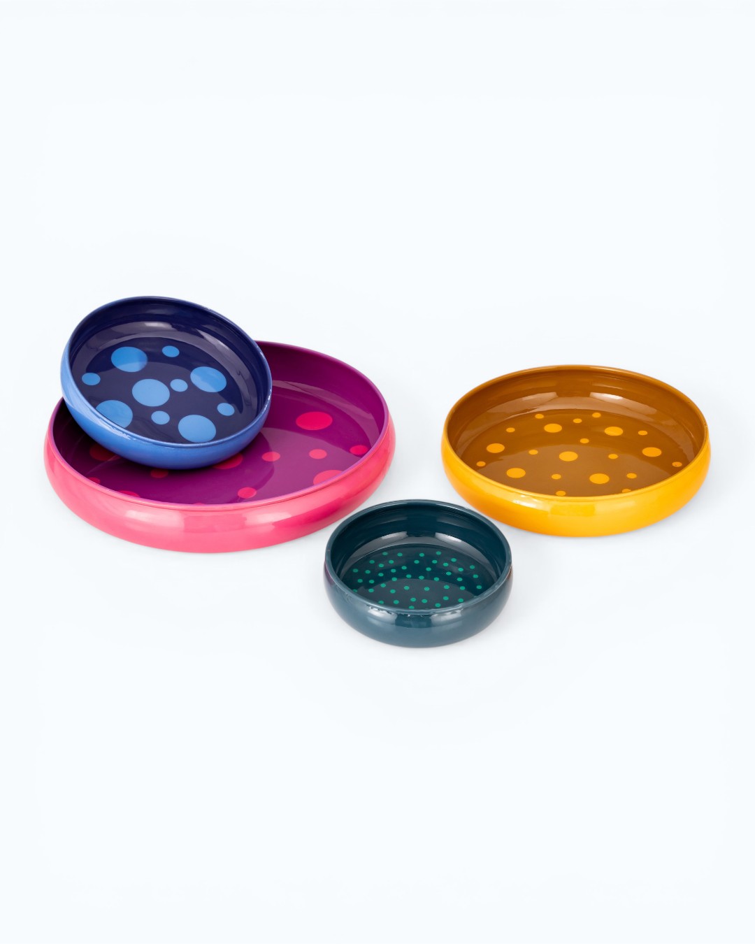 Playful Dots Nesting Shallow Server Set